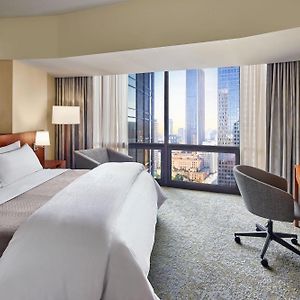 One-Bedroom Tower King Suite